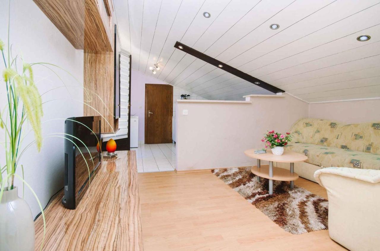 Apartment In Crikvenica 39210 Kültér fotó